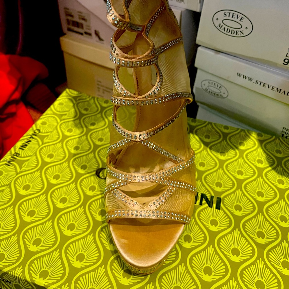 Steve Madden
